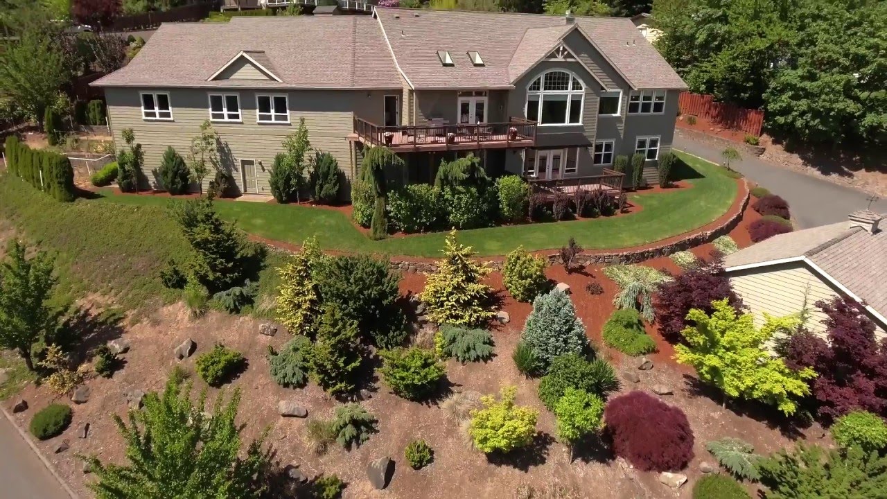 Luxury Home in Happy Valley with Valley Views Oregon luxury homes