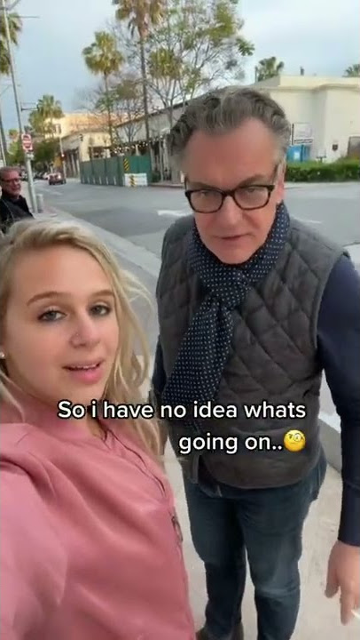 Calling strangers in Beverly Hills my Sugar daddy😂