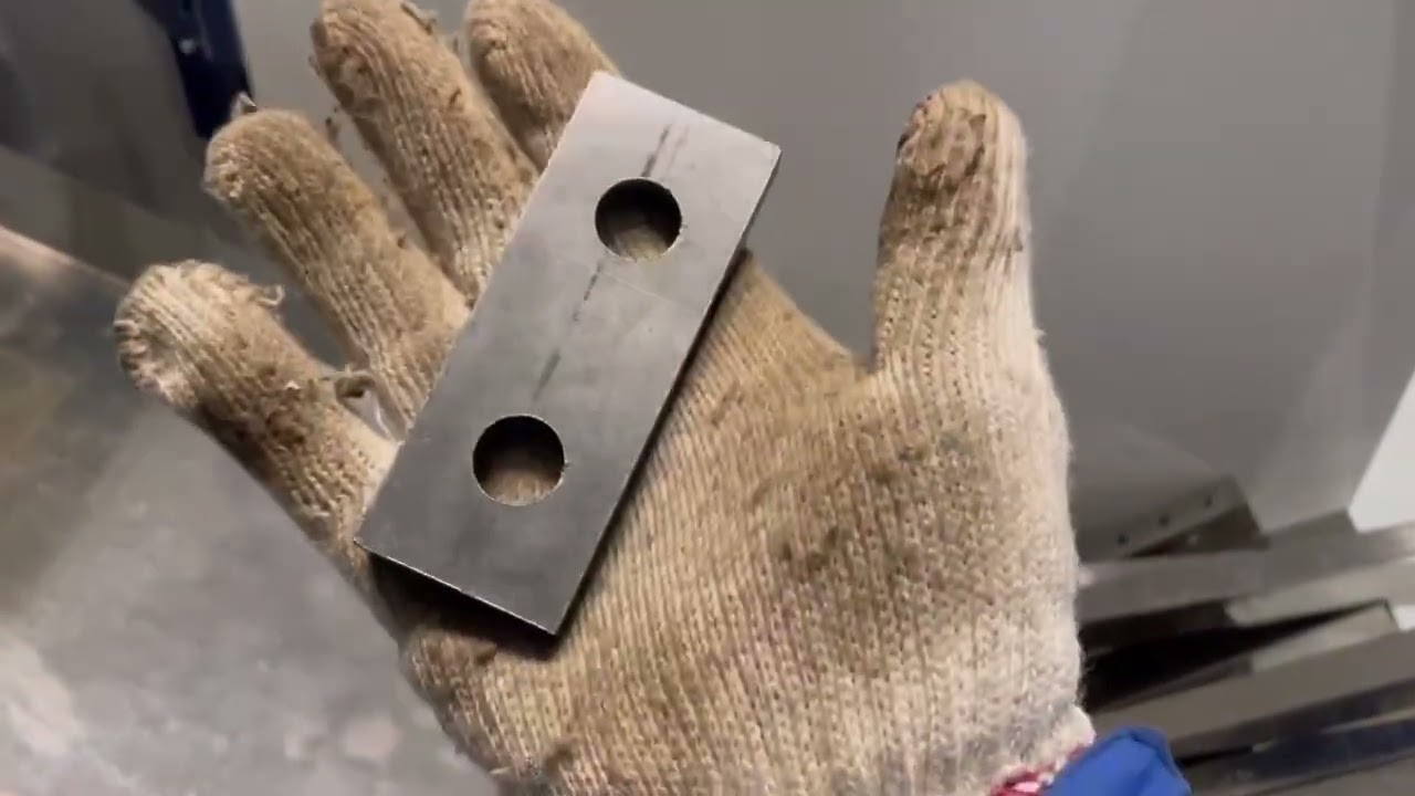 10*40mm flat bar cutting by HSG TM65II