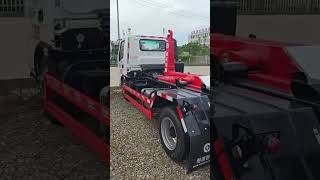 EV hook lift truck 1