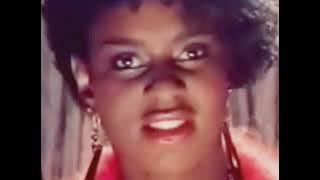Loose Ends - Hangin on a String