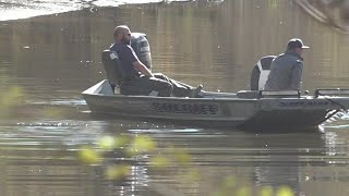 Search on for missing boater in Pearl River