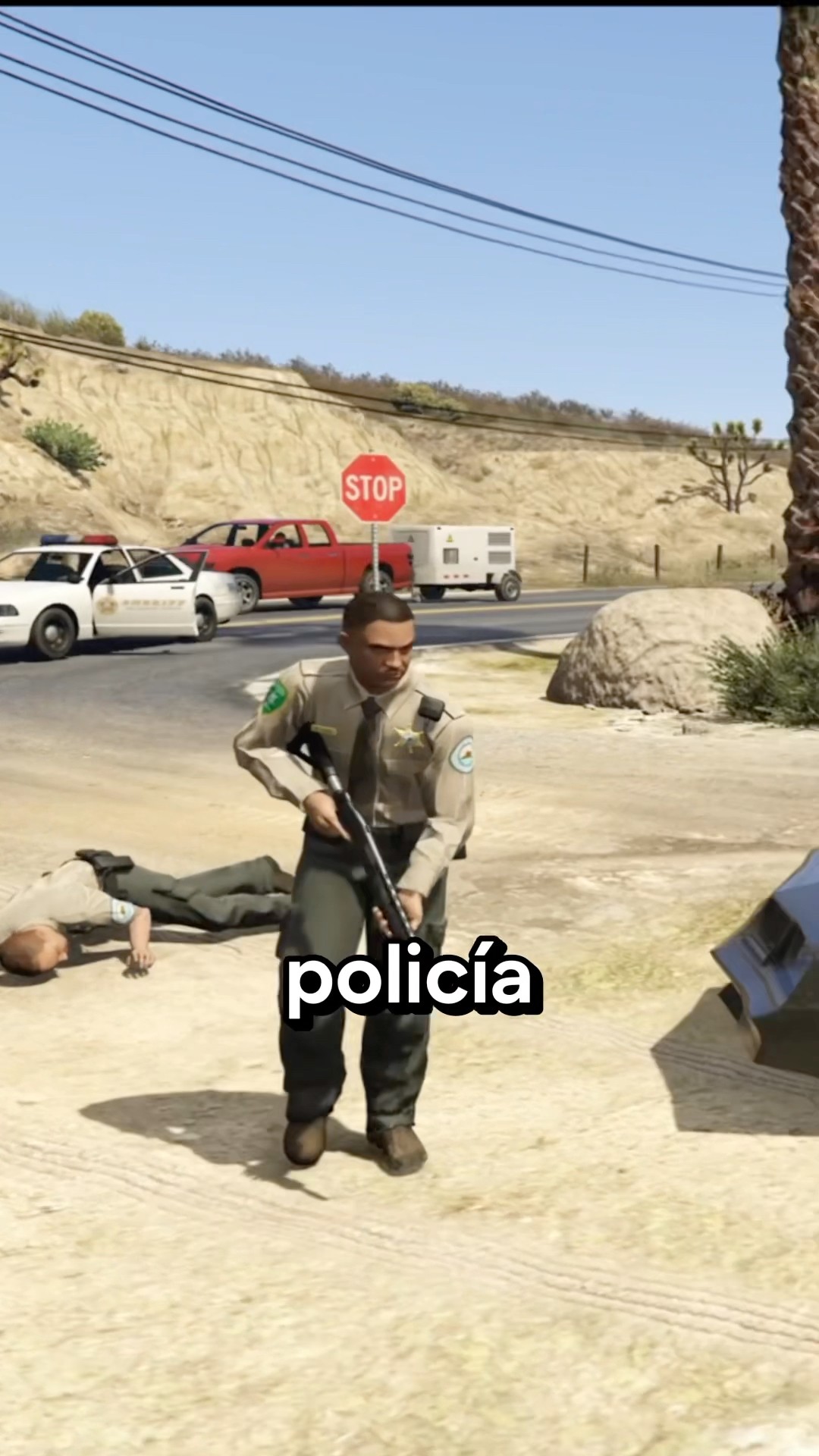 NUNCA AYUDES a CRIMINALES en GTA 5 #gta #shorts