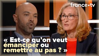 Quel est le rôle du professeur dans la classe et avec les élèves ? - C Ce soir du 21 mai 2024