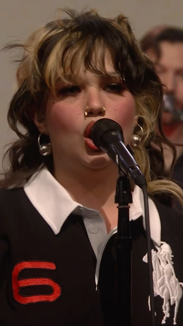 #LolaYoung makes her U.S. TV debut performance of “Messy”! #FallonTonight
