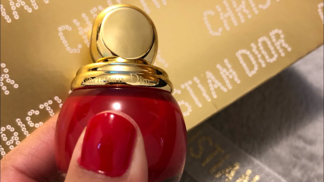 dior triomphe nail polish