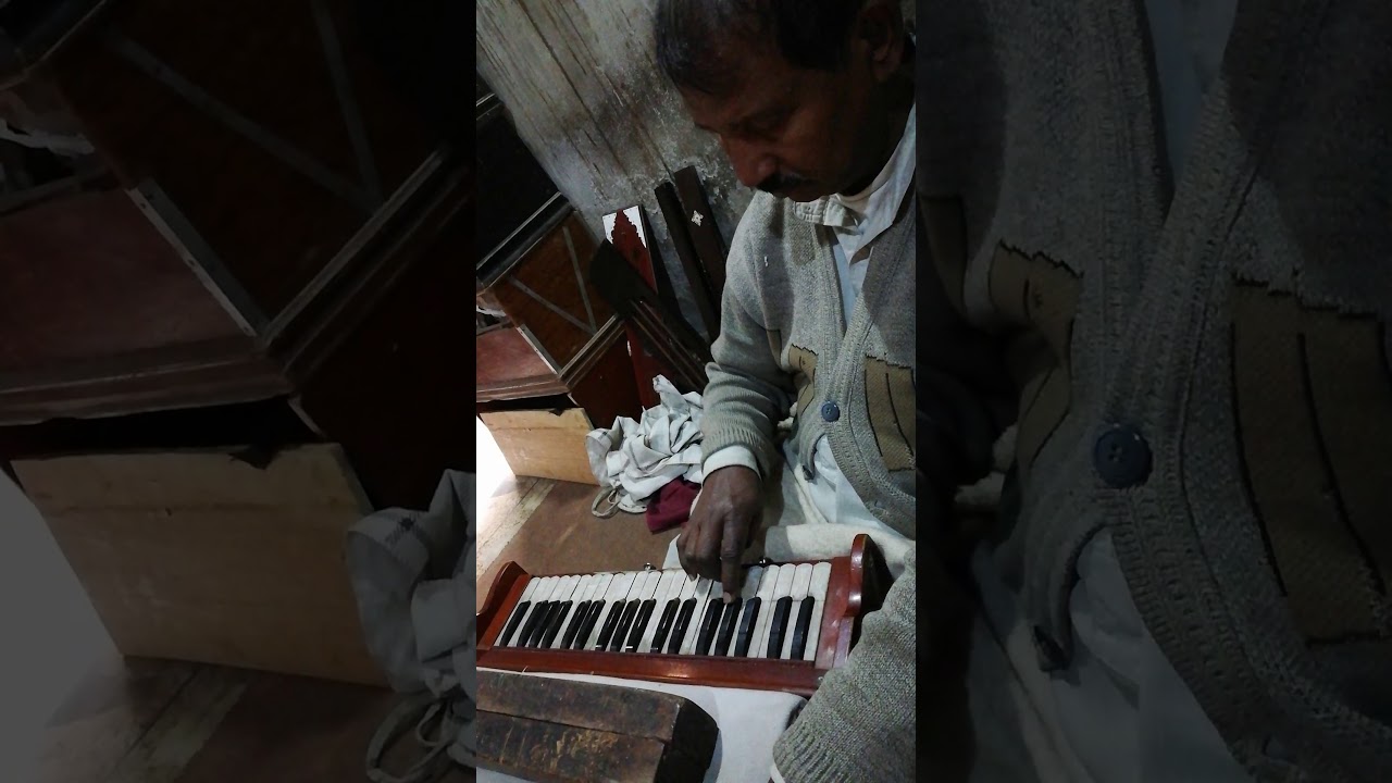 Harmonium Ustad Shafih sb Gujranwala YouTube