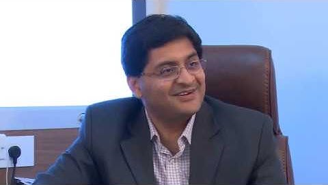 Dr Hitesh Modi (spine surgeon) discusses about Spine Surgery