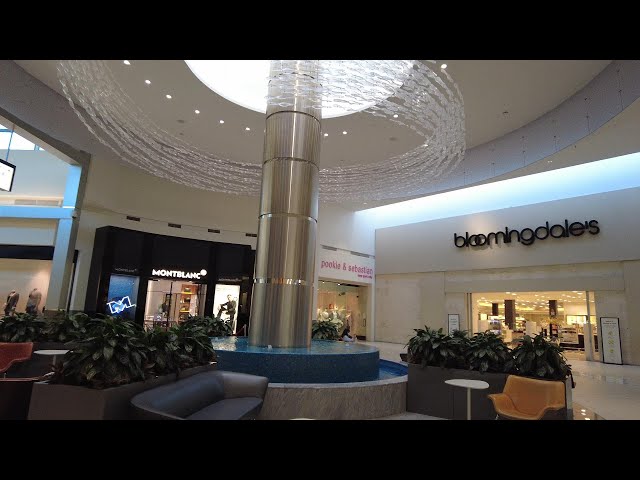 Walking Boca Raton, Florida Town Center Shopping Mall 