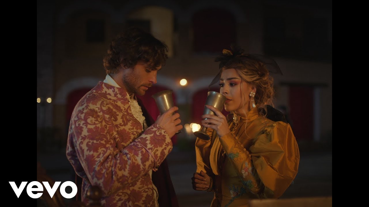 Danna Paola - Amor Ordinario (Behind The Scenes)