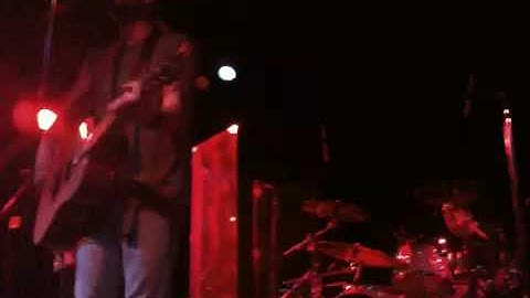 Gin Blossoms performing Rocket Man live