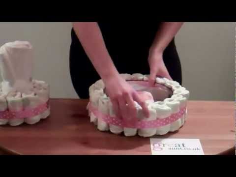 How to make a Nappy Cake - two minute tutorial with printable instruction sheet!