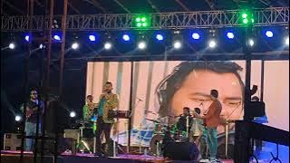 singer ashutosh mohanty on the stage