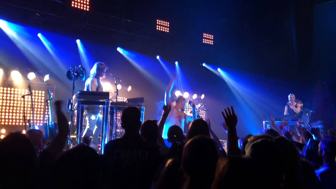 Bleachers I Wanna Get Better (Live in Detroit) YouTube