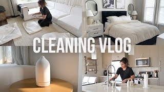 CLEANING VLOG | Deep Cleaning my Apartment | Motivation Speed Cleaning