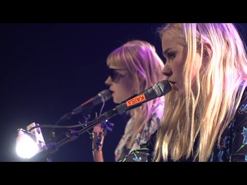 Maustetytt - iti l huoli (Live 2020) English Subtitles