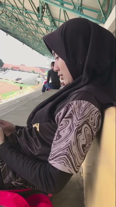 PACAR ANGGUNKU PART 9 - NEMENIN PACAR JOGGING | HALU
