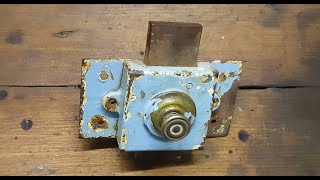 Old Door Lock Restoration and making an other key