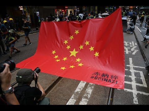 《石涛.News》「8.31香港大游行中共被称 ”赤纳粹“开道」 "香港自由民主女神像“—”天安门自由女神像“回归 百万雨伞覆港岛「光复香港时代革命」响遍全岛 警察龟缩 