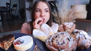видео: МУКБАНГ сколько я заработала на ютубе? Блог приносит деньги? 10 к❤️ Круассан торт и сладости Mukbang картинка: МУКБАНГ сколько я заработала на ютубе? Блог приносит деньги? 10 к❤️ Круассан торт и сладости Mukbang