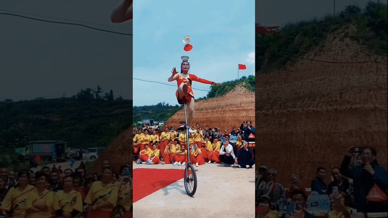 Street Circus 💪 Fitness With Yoga Vlog ❣️ #shorts #yoga #circus #streetcircus