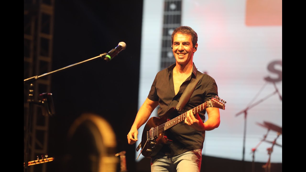 Haluk Levent Potpuri - Serdar Öztop (İstanbul Gitar Günleri Canlı Performans)