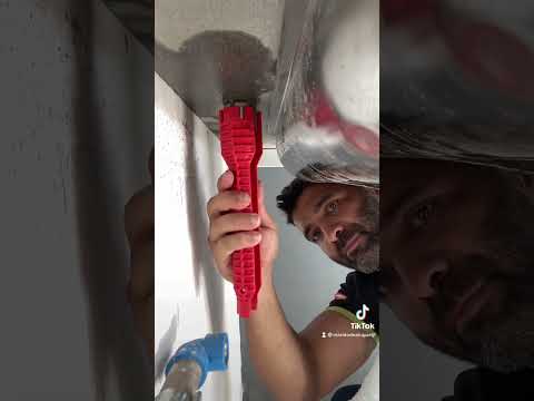Vídeo: Instalar uma torneira é uma tarefa que todos podem fazer