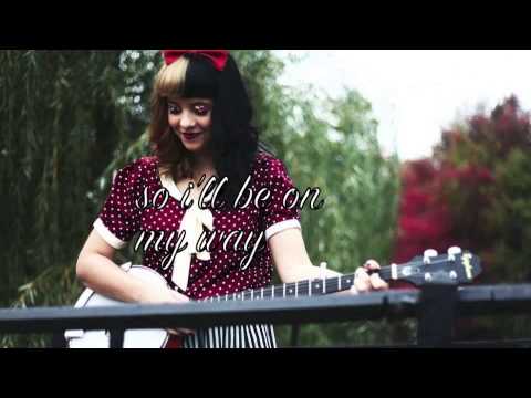 Melanie Martinez (+) Too Close