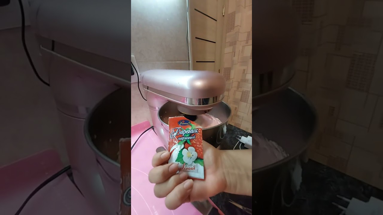 Tortlarin sivamadi ve bezenmesi#cake #keşfet 