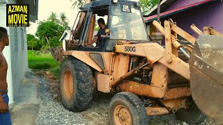 BACKHOE CASE 580G KOREK TANAH TANAM KOK SIMEN PART 1/4