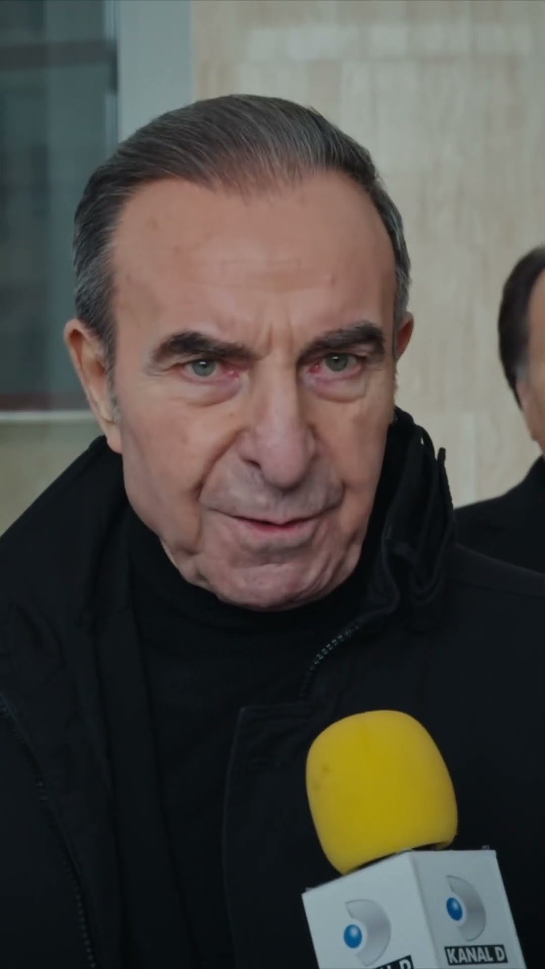 O kılıca boynumu uzatmaya geldim! #ArkaSokaklar #Shorts