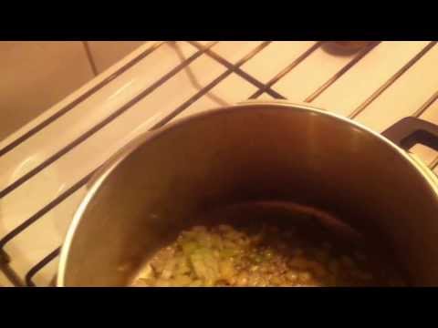 Video: Hvordan Man Laver Linsesuppe