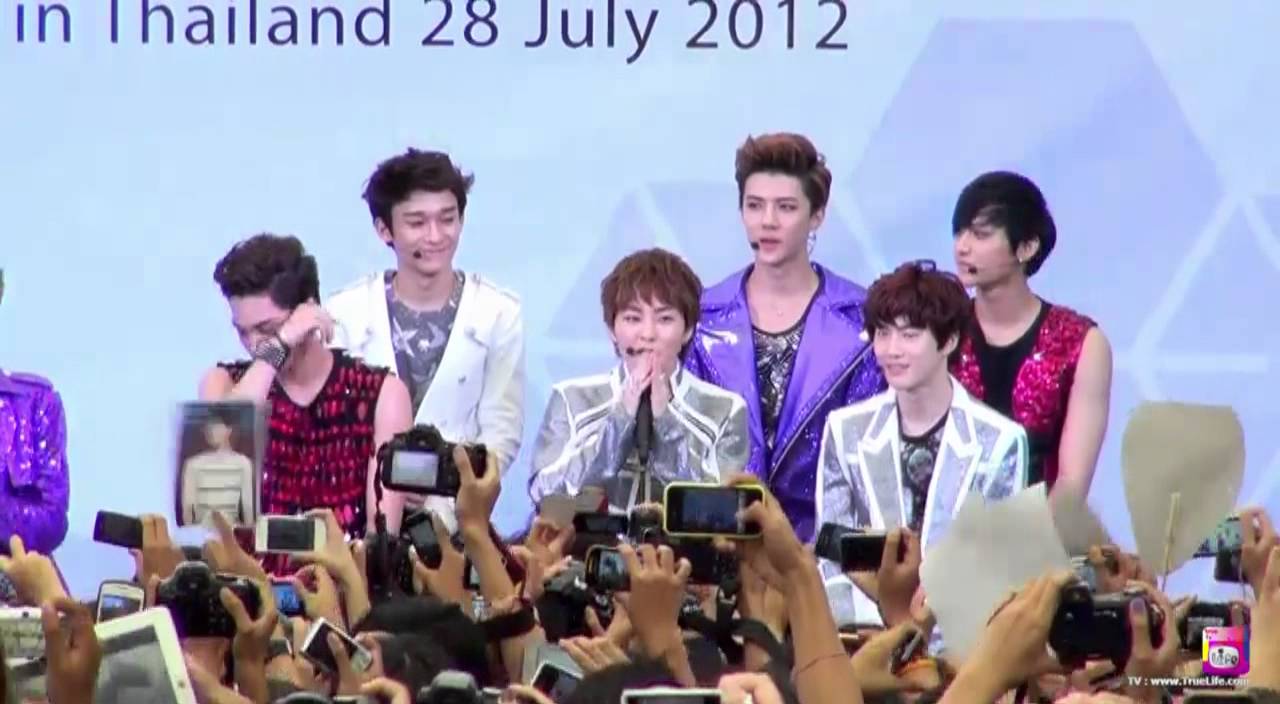 EXO's Mini Live in Thailand Part 1