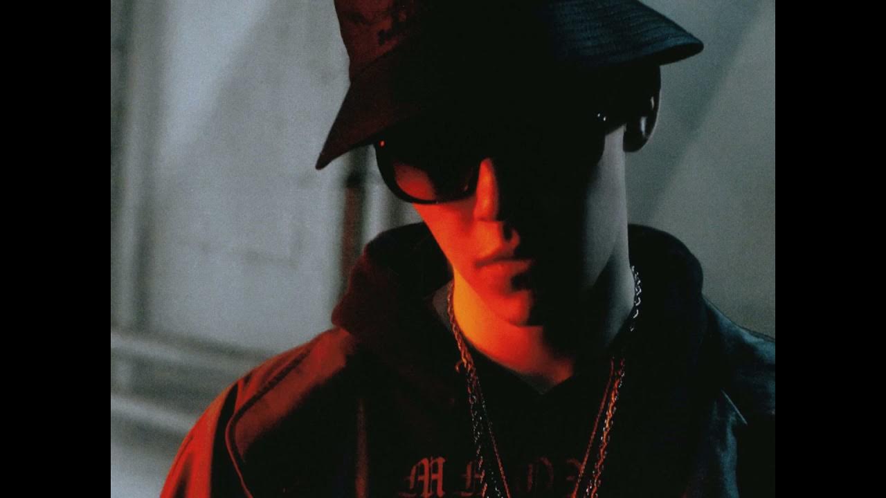 Dragonborn big baby tape обложка. Биг бейби тейп gimme the loot. Биг беби тейп 2023. Бандана 2021 kizaru big baby tape. Dragonborn тейп обложка биг.