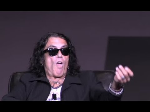 RATT's Stephen Pearcy is now writing new solo album for 2020 release!