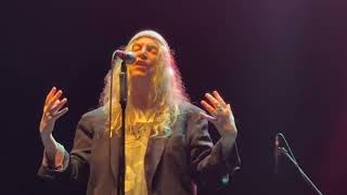 Patti Smith - Ghost Dance / Live in Istanbul Parkorman 17.05.26