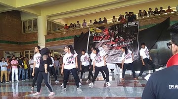 STEPSTORMZZ DCRUST@Moksha2018 NSIT Delhi