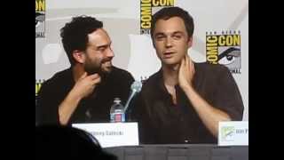 Comic Con 2009 TV Guide Panel - Jim Parsons and Johnny Galecki
