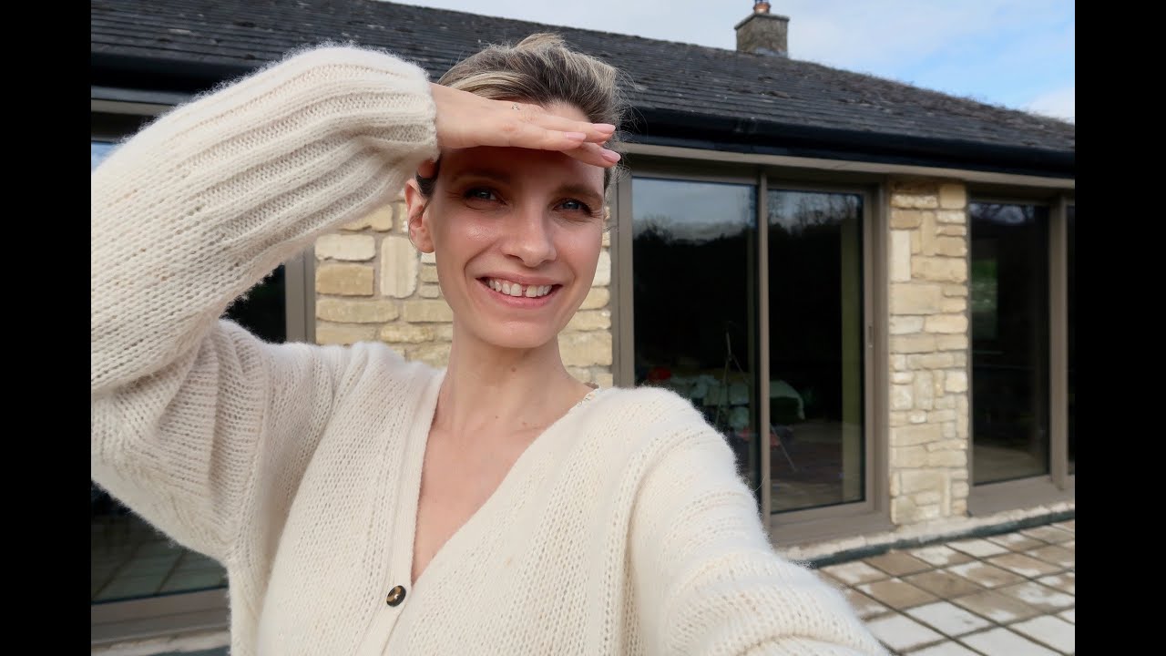 5 EARLY SPRING FAVOURITES! | RUTH CRILLY