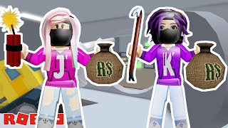 New Crazy Bank Heist Obby In Roblox Denis Infinitube - rob the mansion obby in roblox microguardian download