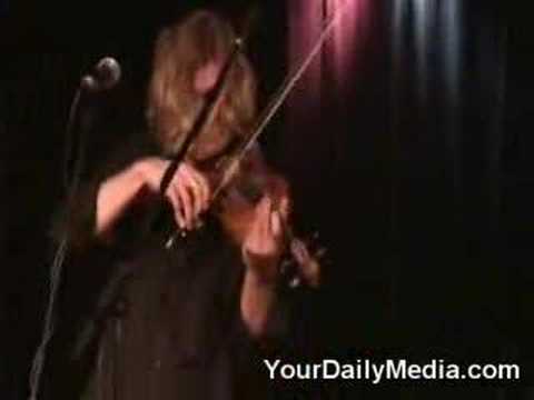 Gra na skrzypcach - Michel Jackson