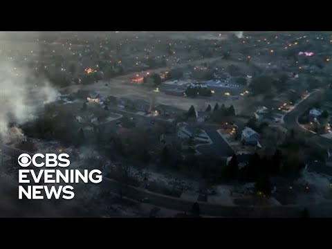 Colorado wildfires destroy hundreds of homes