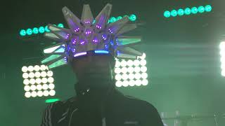 Video thumbnail of "Jamiroquai - Too Young To Die - Live In Paris 2017"