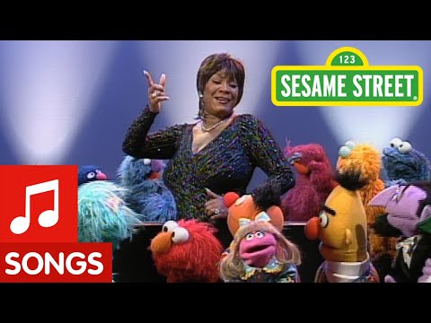 Sesame Street: Patti Labelle Sings The Alphabet