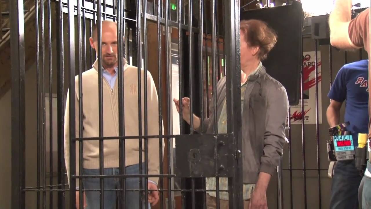 Behind the scenes of the jailhouse fight from Law & Order SVU "Flight"