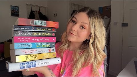 ASMR | books i’ve bought recently (reading to you, clicky whispers + sticky tapping) ✌🏻
