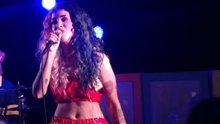 Download Lagu Melanie Martinez LIVE - Training Wheels MP3 Download Lagu Melanie Martinez LIVE - Training Wheels MP3