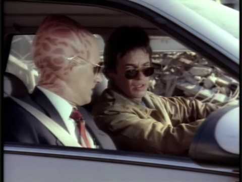 Alien Nation - Pilot - Matt helps Emily at school