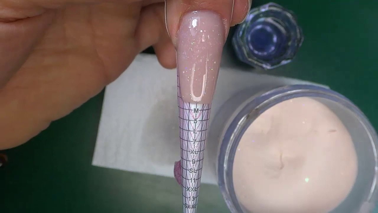 Curso básico de uñas esculturales