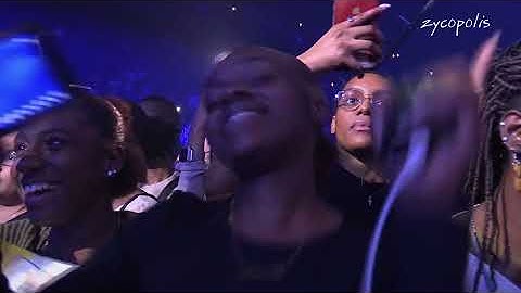 Thumbnail of Holly G feat Arendi - Je l'ai vu & Bandit - Accord Arena - LIVE HD